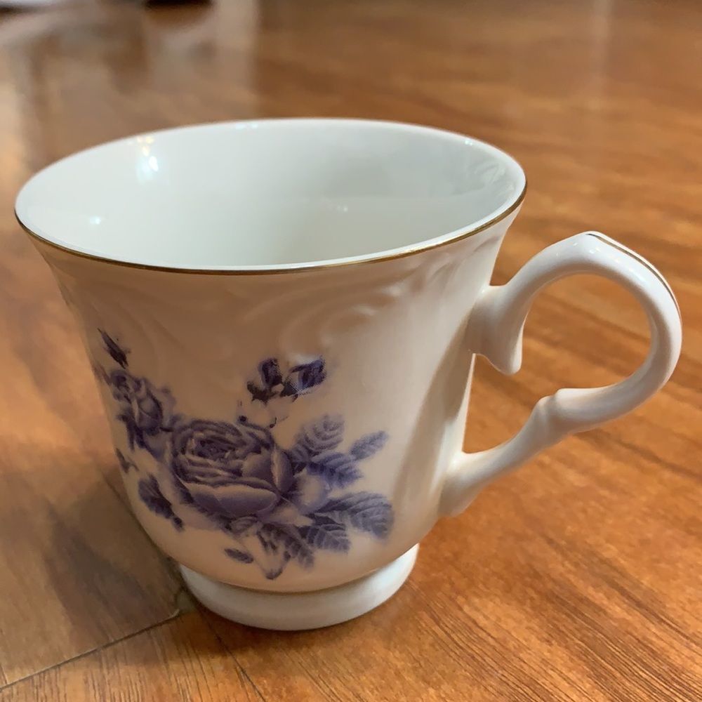 Gibson China Vintage Blue Rose Place Setting Gold Trimmed 5 Pieces Included - Picture 13 of 15